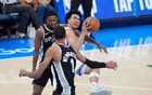 NBA恶意犯规事件深度剖析：从麦凯恩遭恶意撞击看联盟判罚标准与规则执行力度的争议性探讨